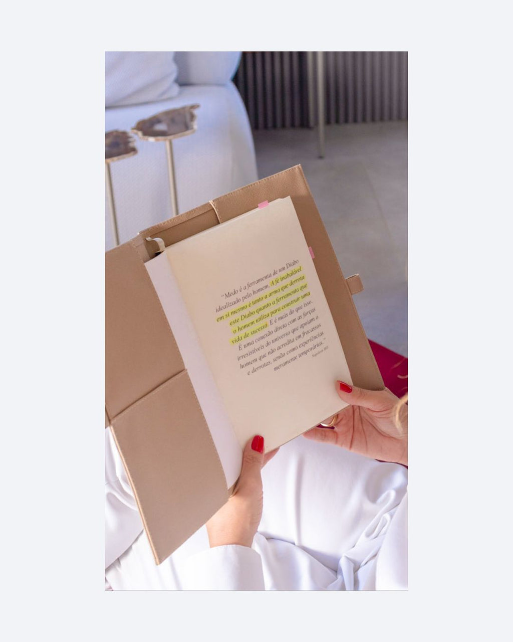 Case para Livro Office Personalizada